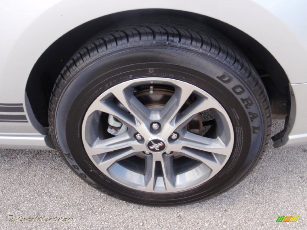 2014 Mustang V6 Premium Coupe - Ingot Silver / Charcoal Black photo #10