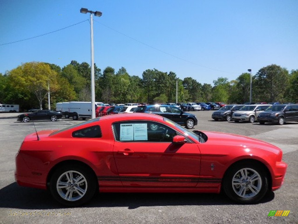2014 Mustang V6 Coupe - Race Red / Charcoal Black photo #9