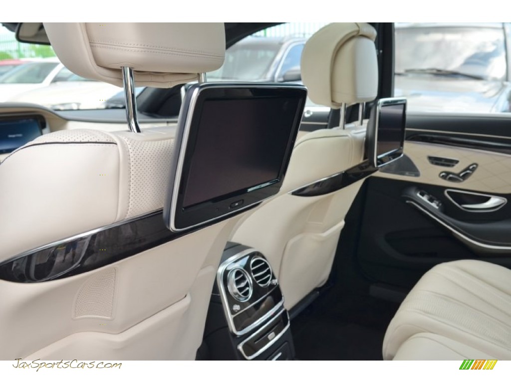 2015 S 63 AMG 4Matic Sedan - Diamond White Metallic / Porcelain/Black photo #9