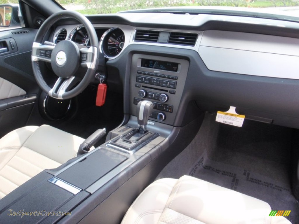 2014 Mustang V6 Premium Coupe - Oxford White / Medium Stone photo #23
