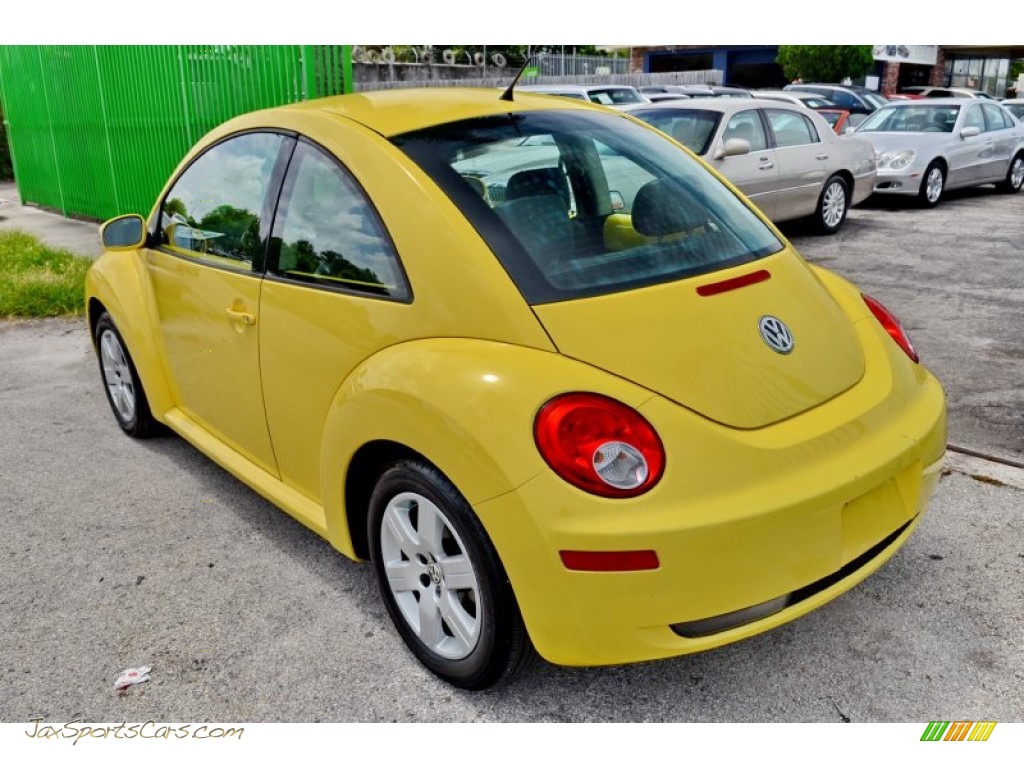 2007 New Beetle 2.5 Coupe - Sunflower Yellow / Black photo #10