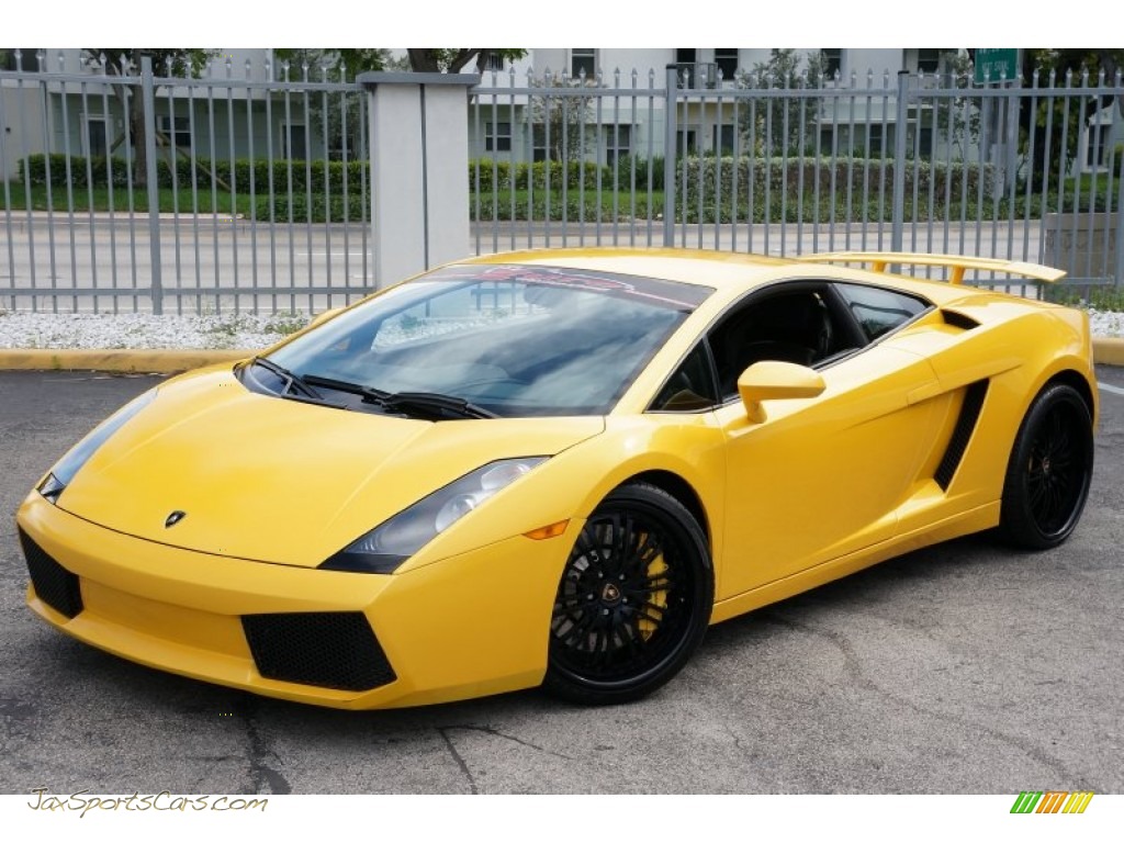 Lamborghini Gallardo 2013 желтая