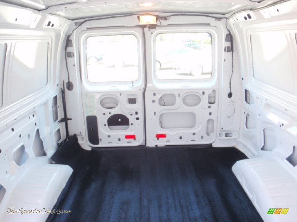 2014 E-Series Van E250 Cargo Van - Oxford White / Medium Flint photo #27