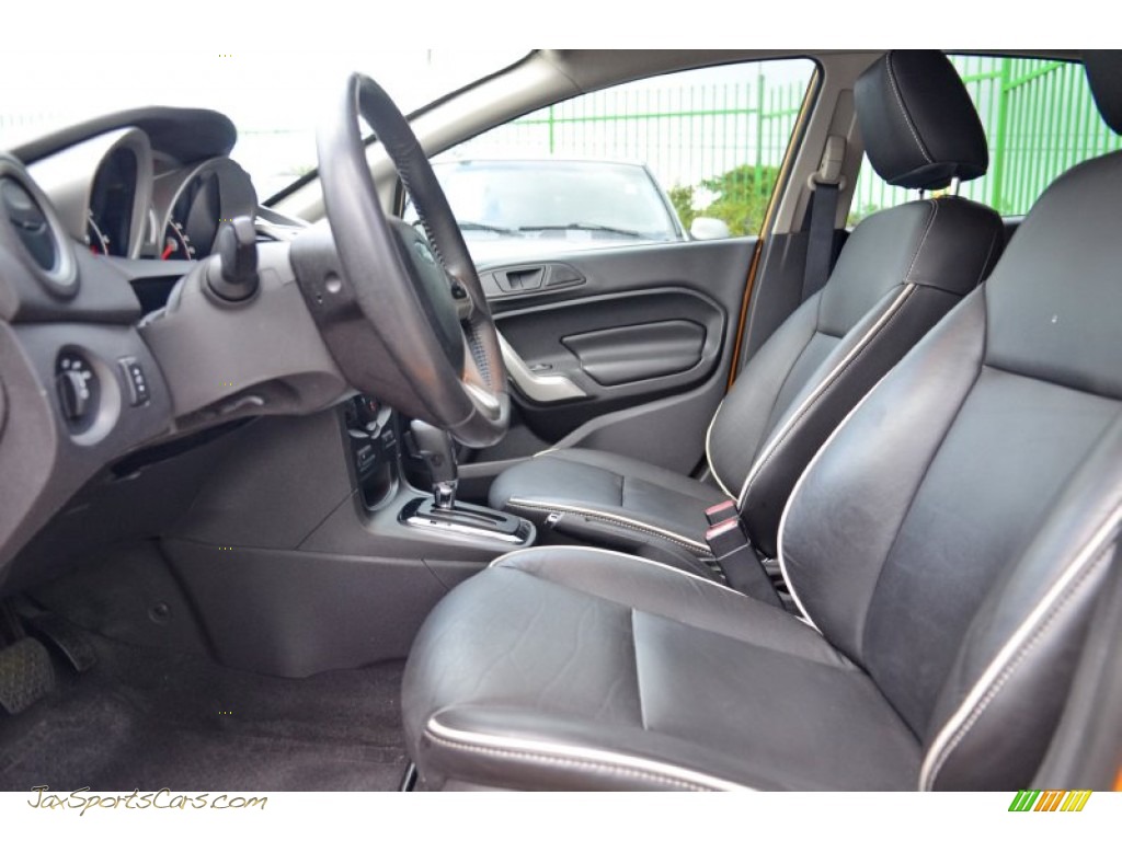 2011 Fiesta SES Hatchback - Yellow Blaze Metallic Tri-Coat / Plum/Charcoal Black Leather photo #10
