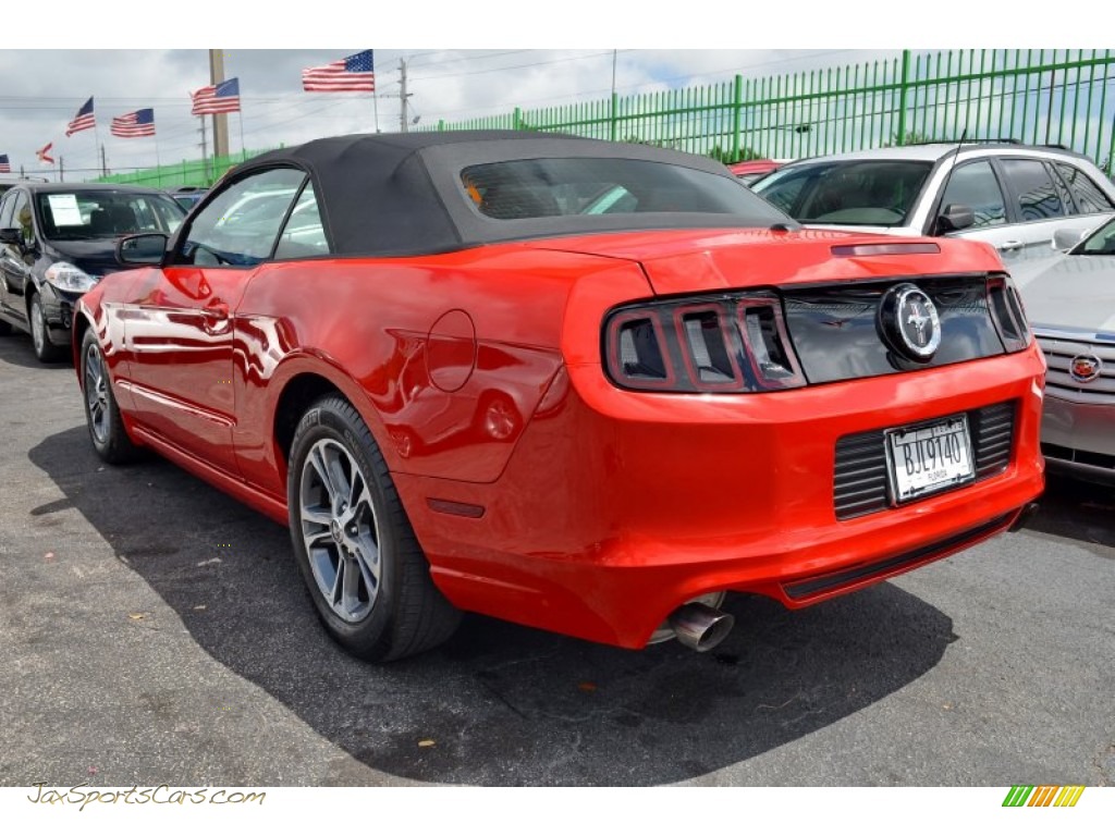 2014 Mustang V6 Premium Convertible - Race Red / Charcoal Black photo #32