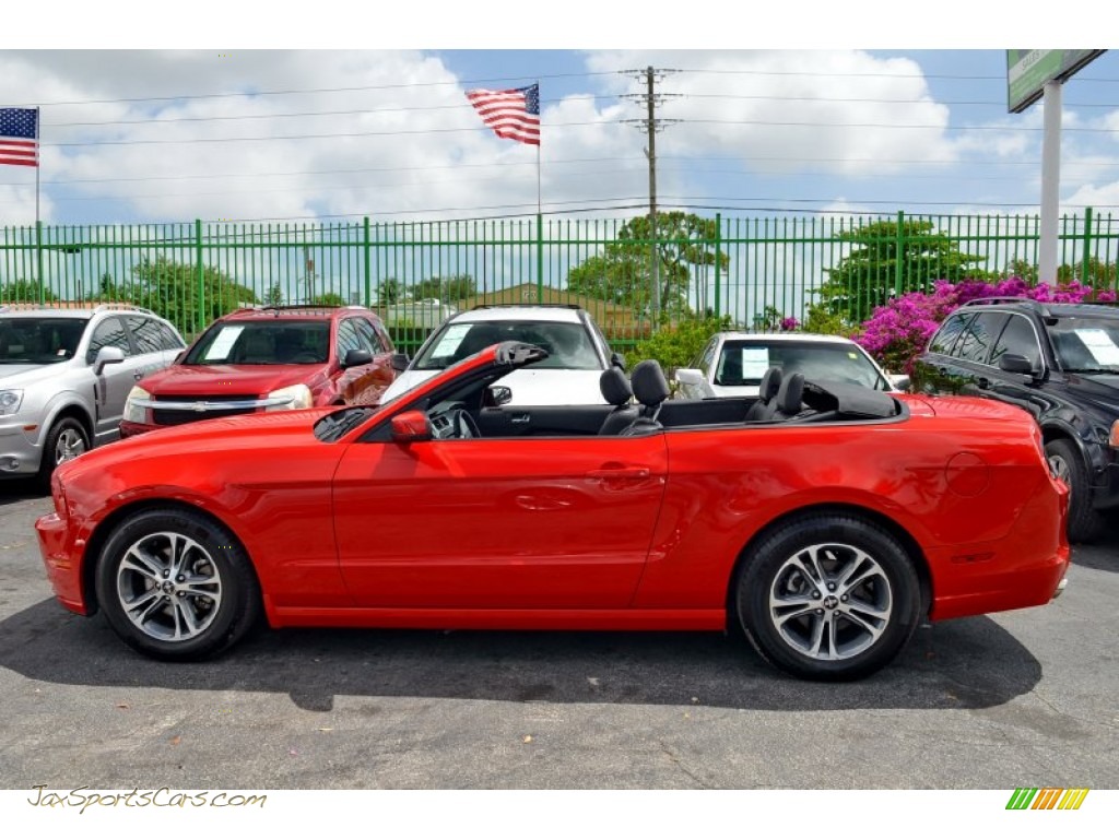 2014 Mustang V6 Premium Convertible - Race Red / Charcoal Black photo #37