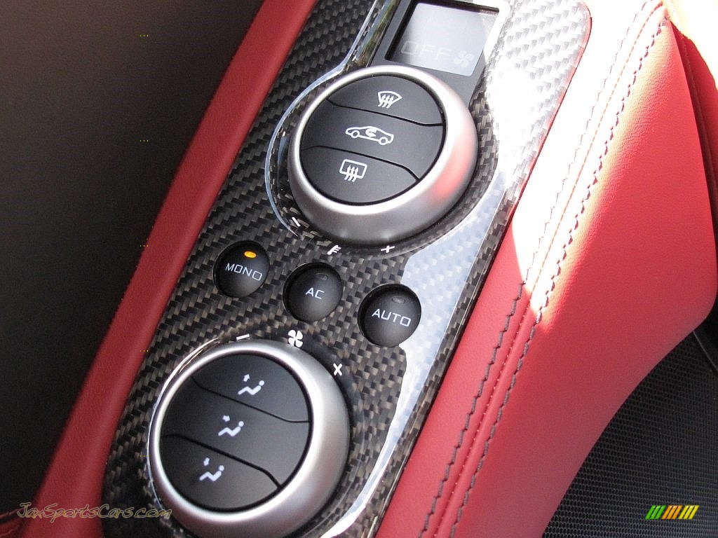 2015 650S Spyder - Carbon Black / Red photo #6