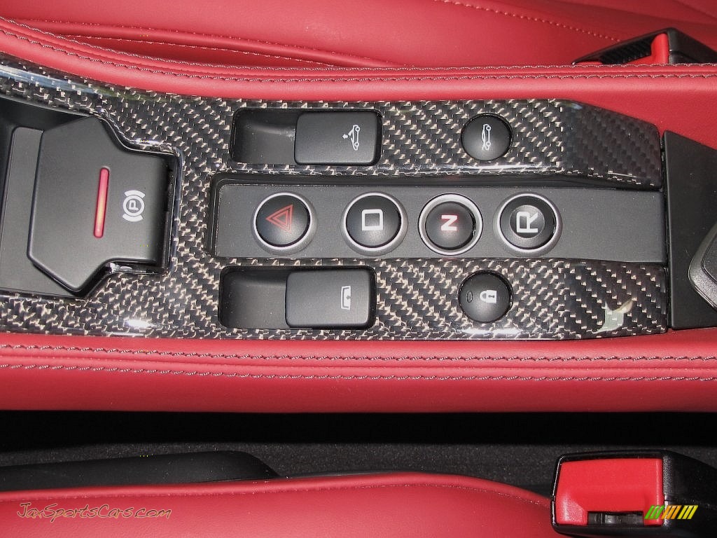 2015 650S Spyder - Carbon Black / Red photo #8
