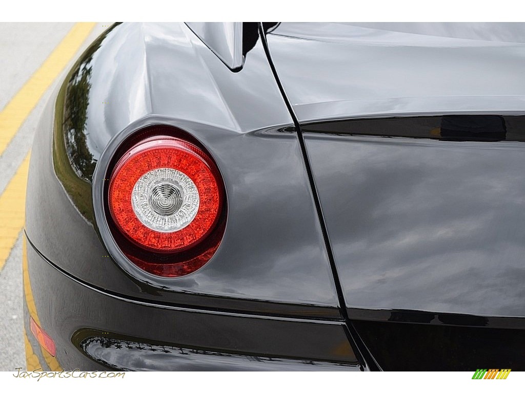 2011 599 GTB - Nero / Nero photo #10