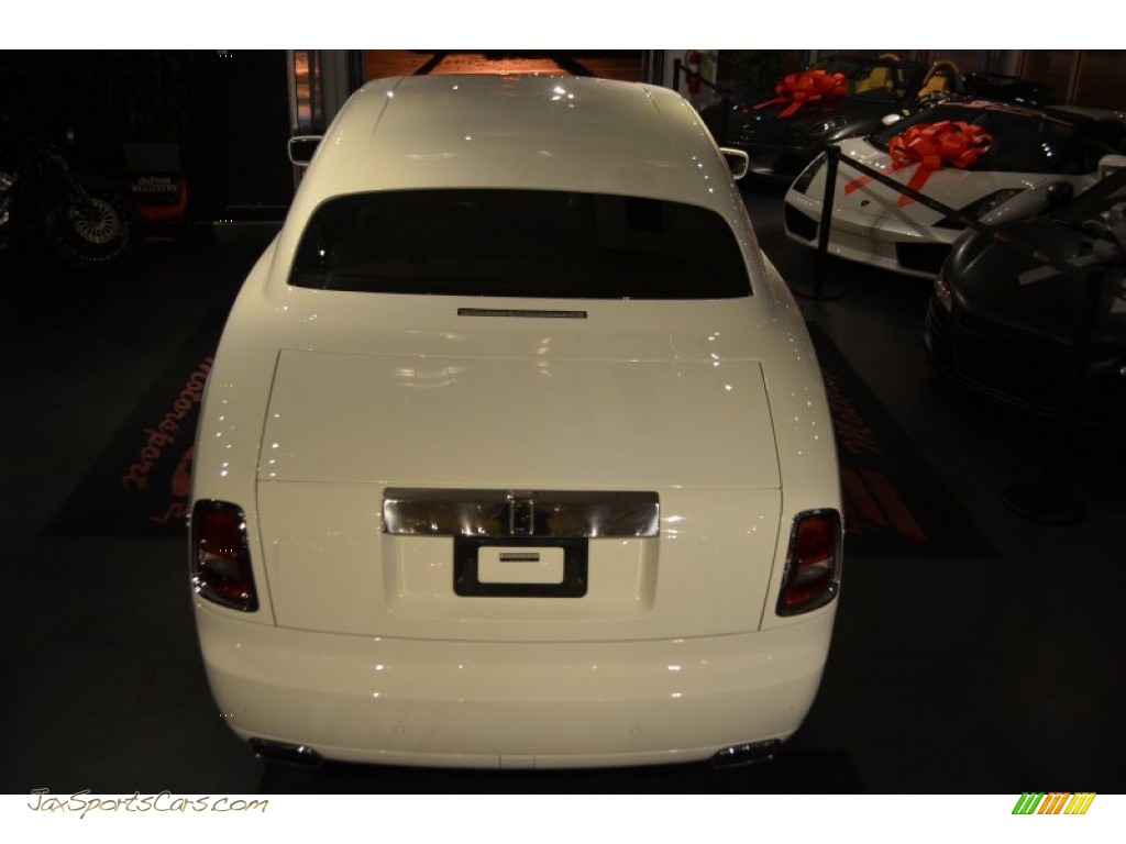 2009 Phantom Coupe - English White / Moccasin photo #33