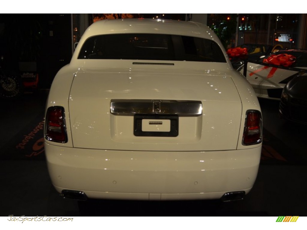 2009 Phantom Coupe - English White / Moccasin photo #34
