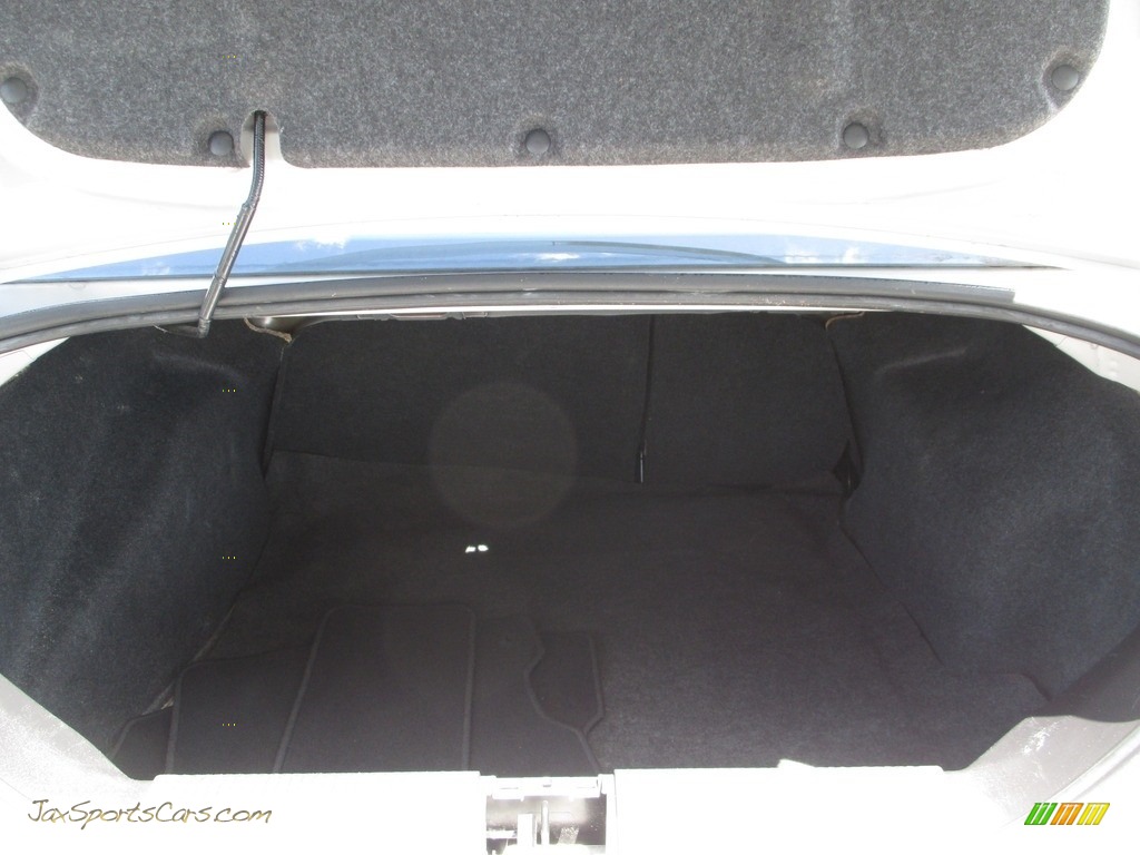 2011 Focus SE Sedan - Sterling Gray Metallic / Charcoal Black photo #15