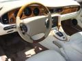 Jaguar XJ Vanden Plas Spindrift White photo #12