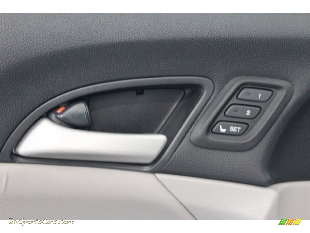 2012 Accord EX-L V6 Sedan - Alabaster Silver Metallic / Gray photo #9