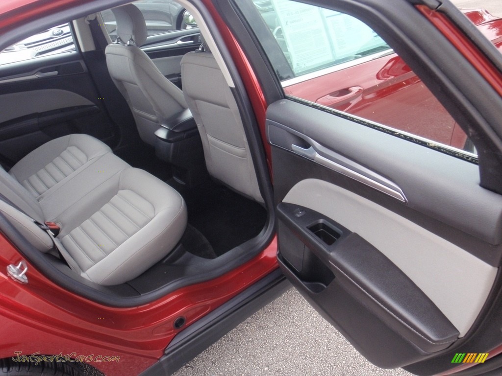 2014 Fusion S - Ruby Red / Earth Gray photo #22