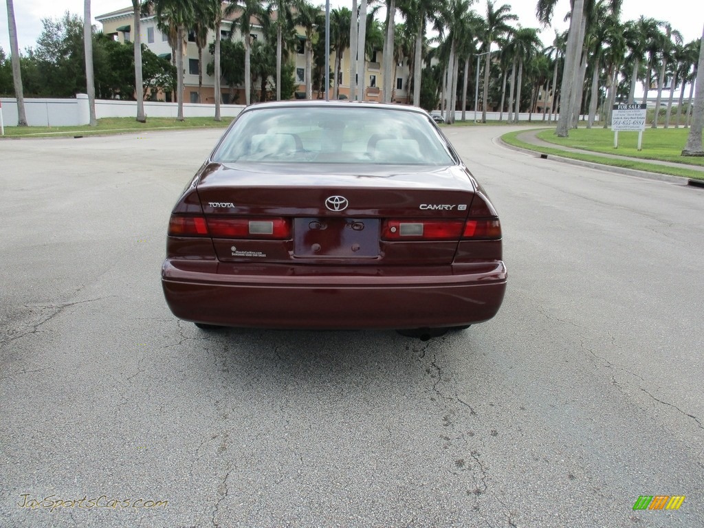 1999 Camry CE - Vintage Red Pearl / Gray photo #4