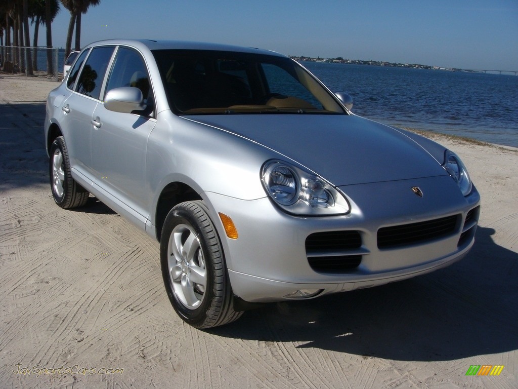 Crystal Silver Metallic / Havanna/Sand Beige Porsche Cayenne S