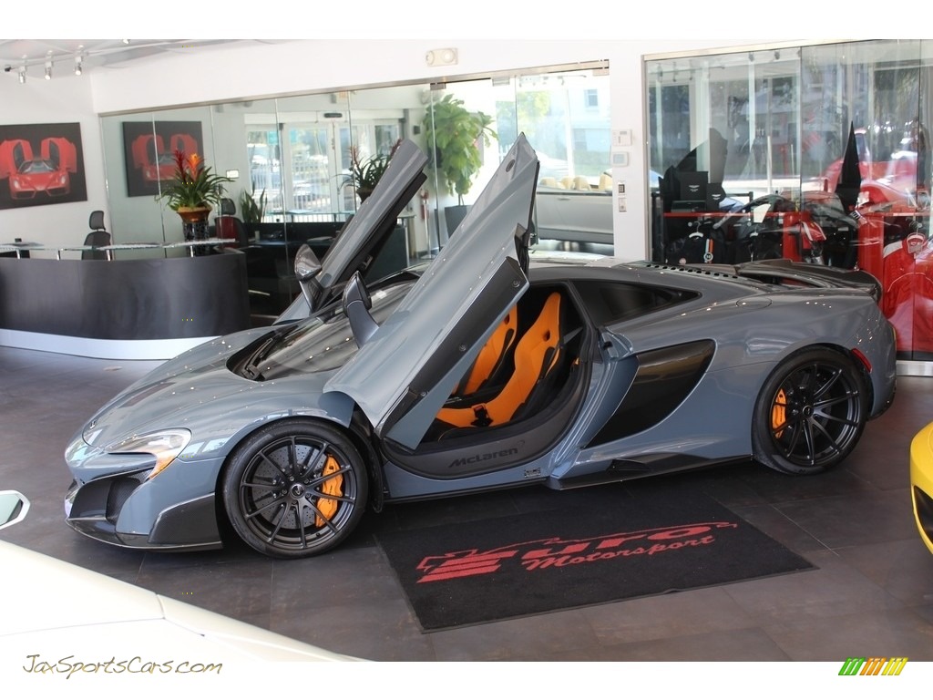2016 675LT Coupe - Chicane / Carbon Black/McLaren Orange photo #12