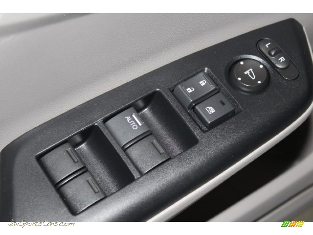 2014 Civic LX Sedan - Alabaster Silver Metallic / Gray photo #13