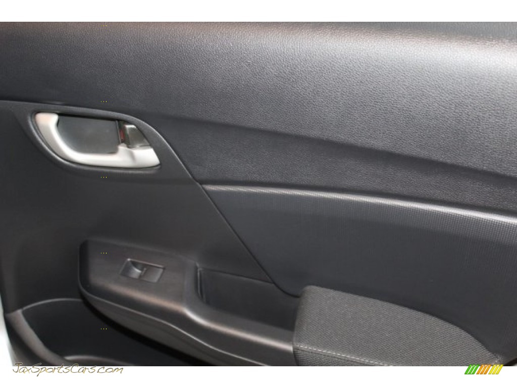 2014 Civic LX Sedan - Alabaster Silver Metallic / Black photo #27