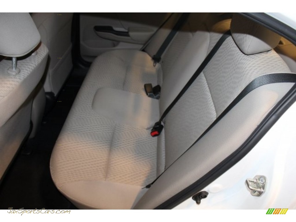 2014 Civic LX Sedan - Taffeta White / Beige photo #23
