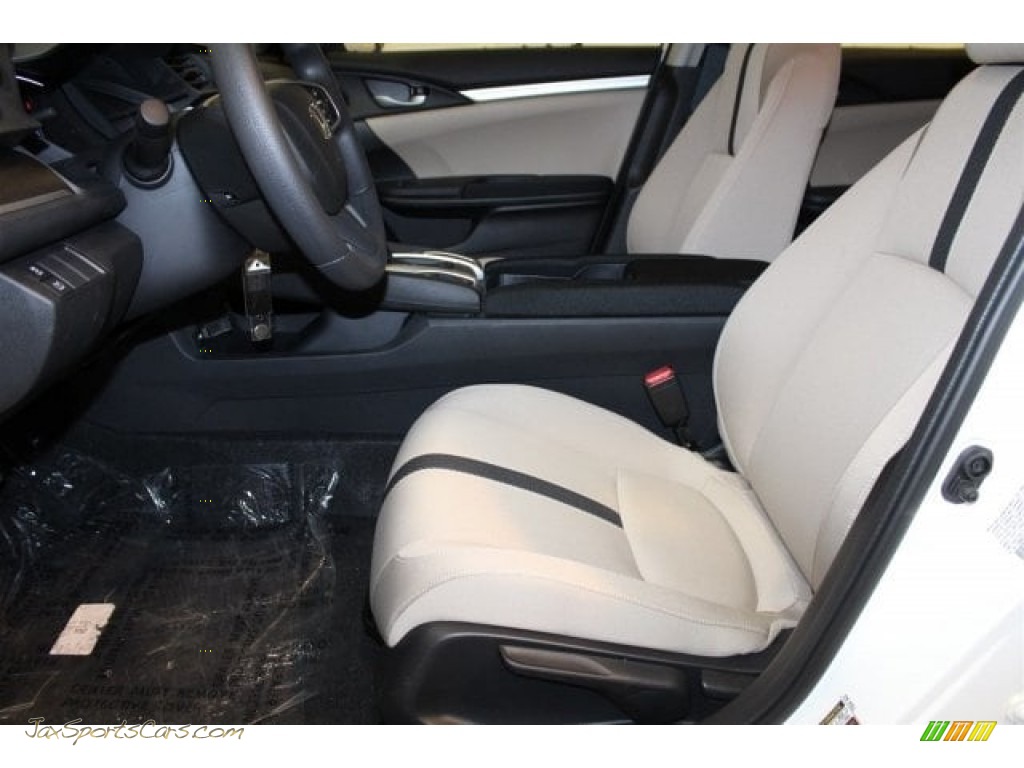 2017 Civic LX Sedan - Taffeta White / Ivory photo #9
