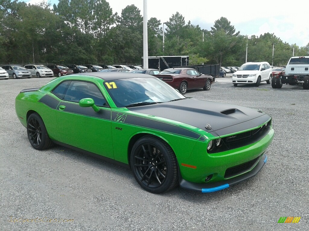 2017 Challenger T/A 392 - Green Go / Black photo #7