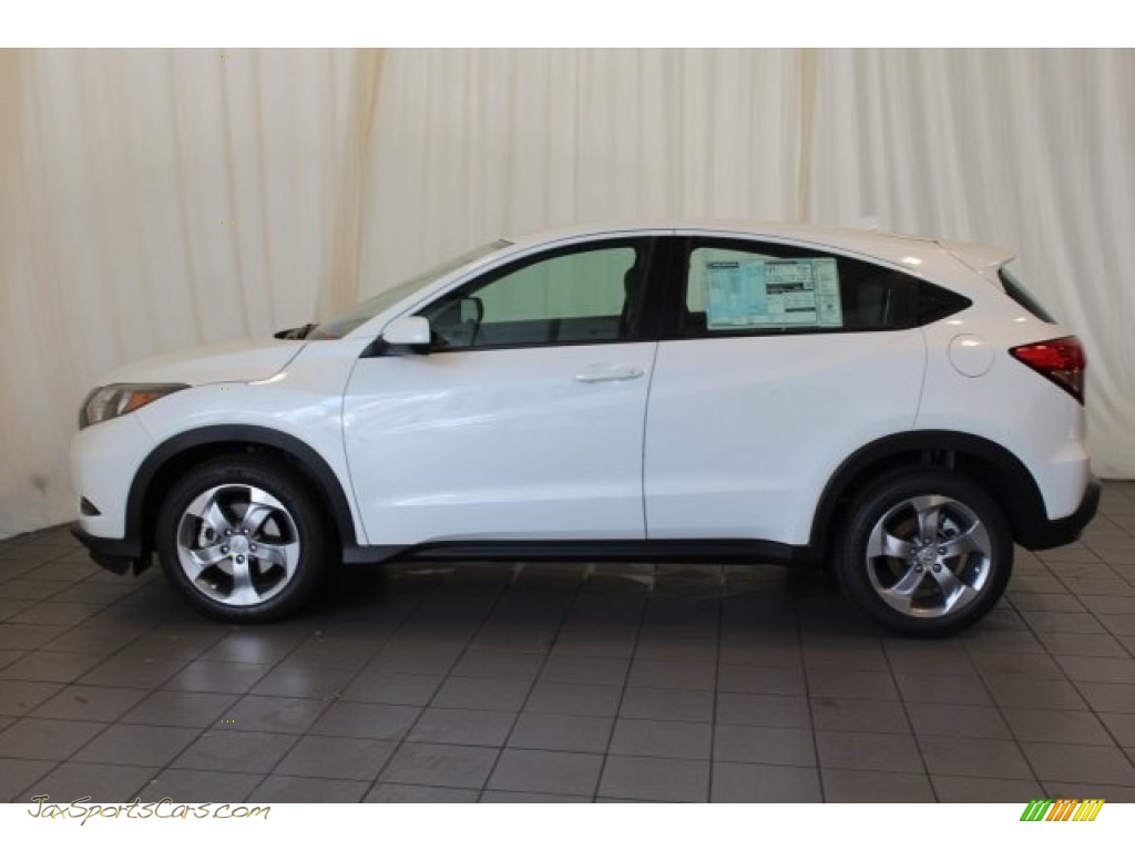 2018 HR-V LX - White Orchid Pearl / Gray photo #5