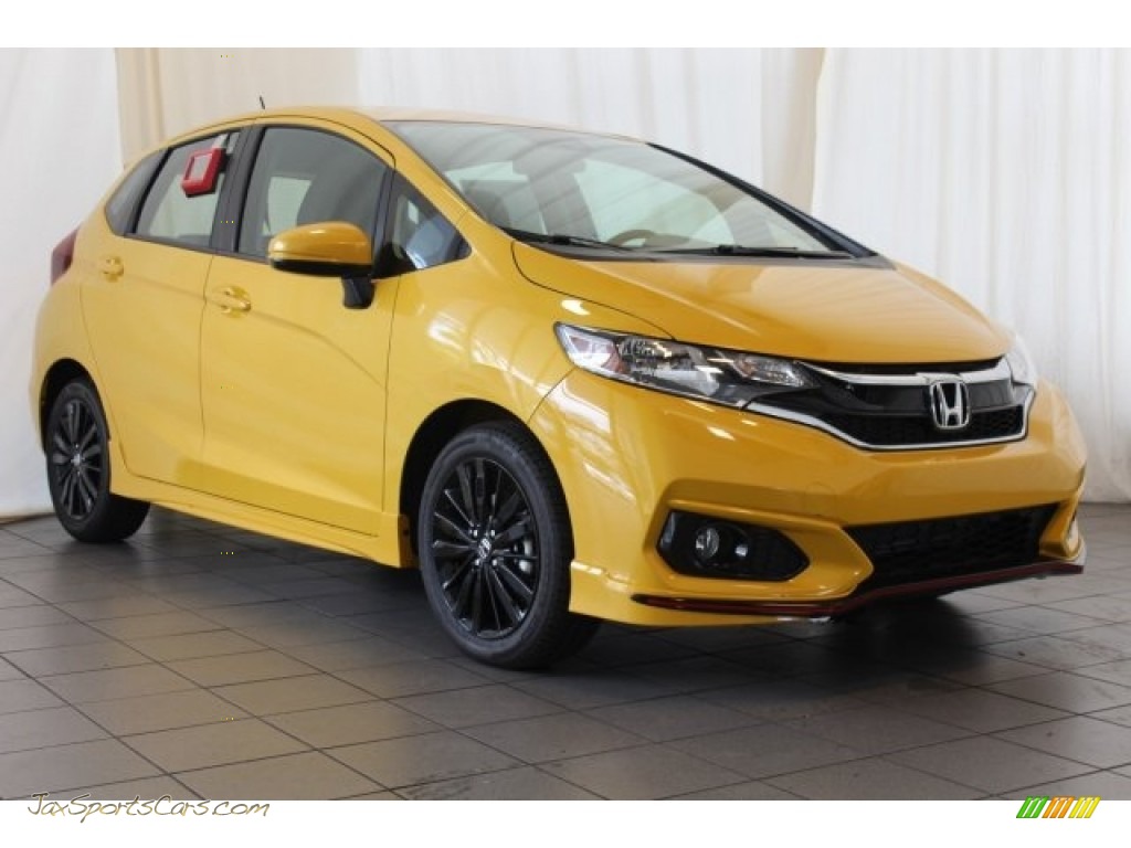 2018 Fit Sport - Helios Yellow Pearl / Black photo #2