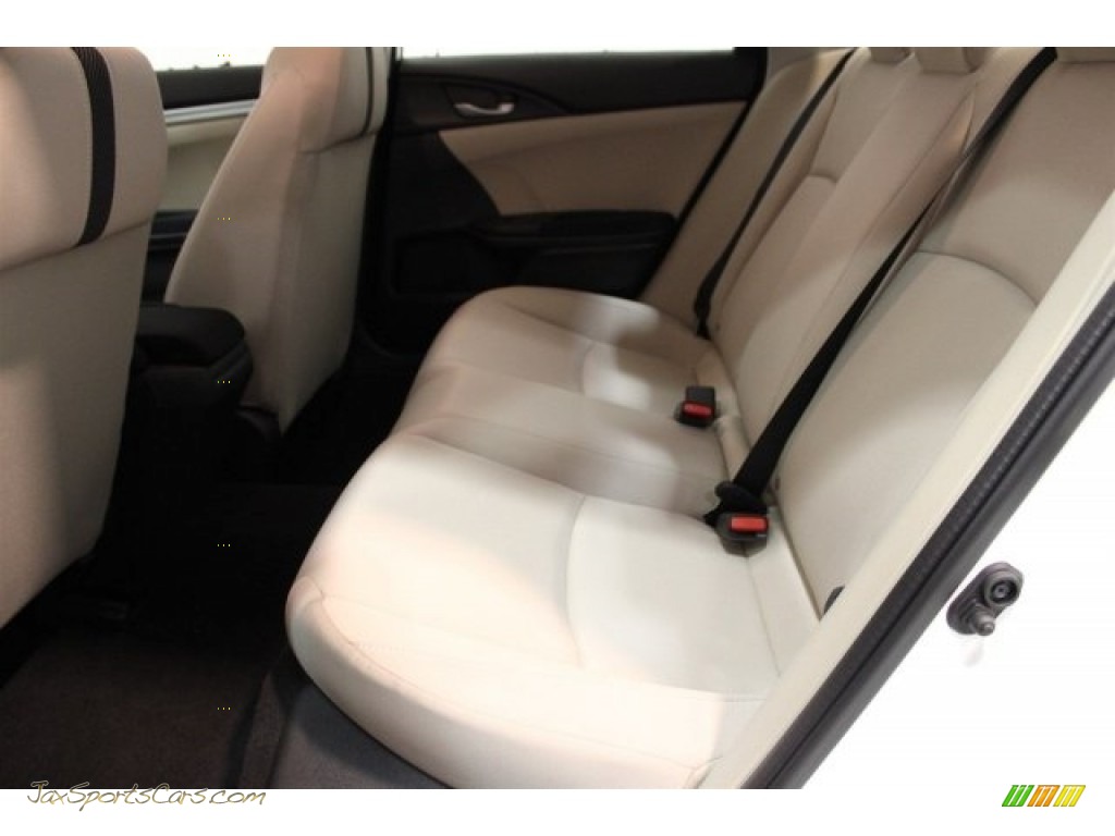 2017 Civic LX Sedan - Taffeta White / Ivory photo #20