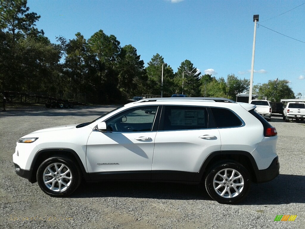 2018 Cherokee Latitude Plus - Bright White / Black photo #2 2018 Cherokee Latitude Plus - Bright White / Black photo #2