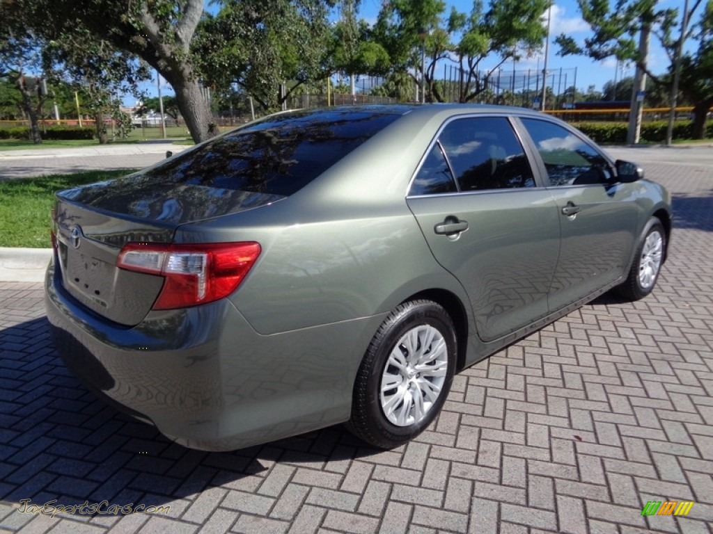 2012 Camry L - Cypress Green Pearl / Ivory photo #50