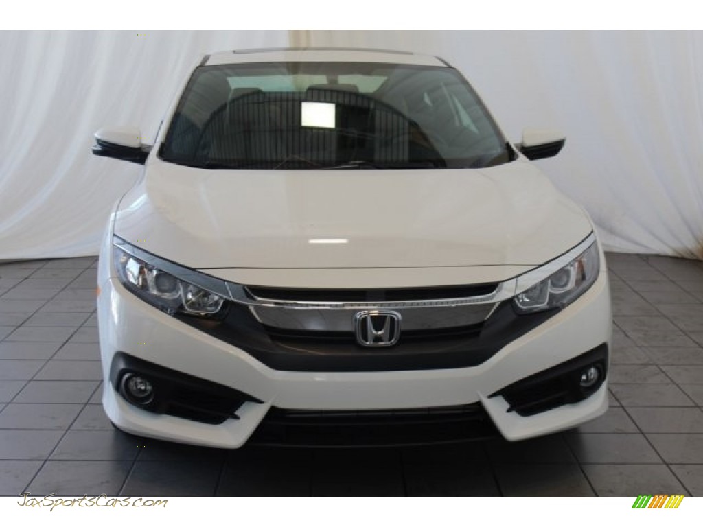 2018 Civic EX-T Coupe - White Orchid Pearl / Black/Ivory photo #4
