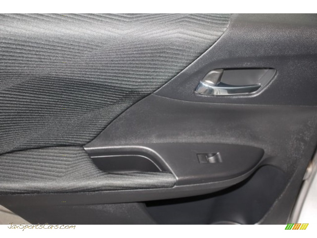 2015 Accord LX Sedan - Alabaster Silver Metallic / Black photo #23