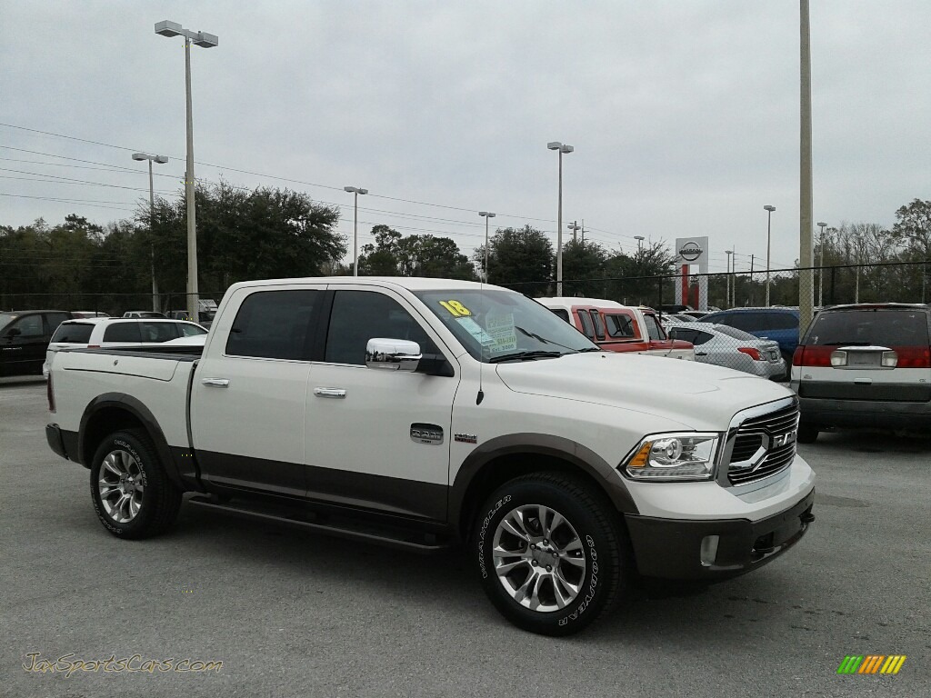 2018 1500 Laramie Longhorn Crew Cab 4x4 - Pearl White / Canyon Brown/Light Frost Beige photo #7