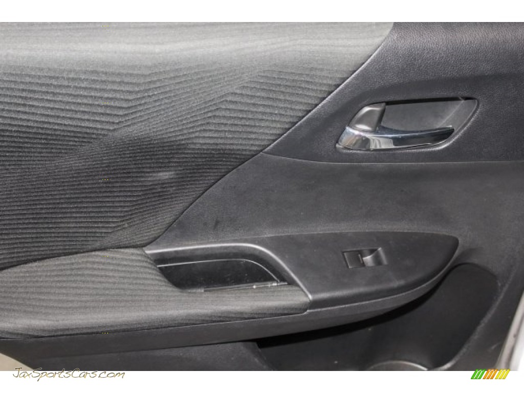 2015 Accord LX Sedan - Alabaster Silver Metallic / Black photo #31