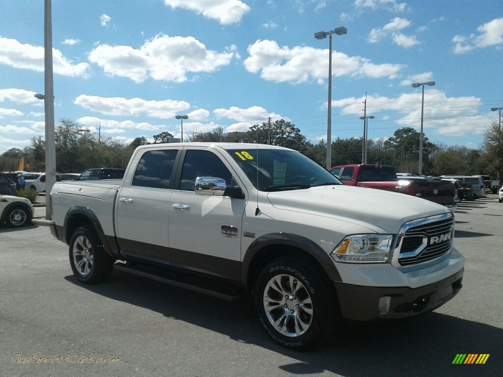 2018 1500 Laramie Longhorn Crew Cab 4x4 - Pearl White / Canyon Brown/Light Frost Beige photo #7