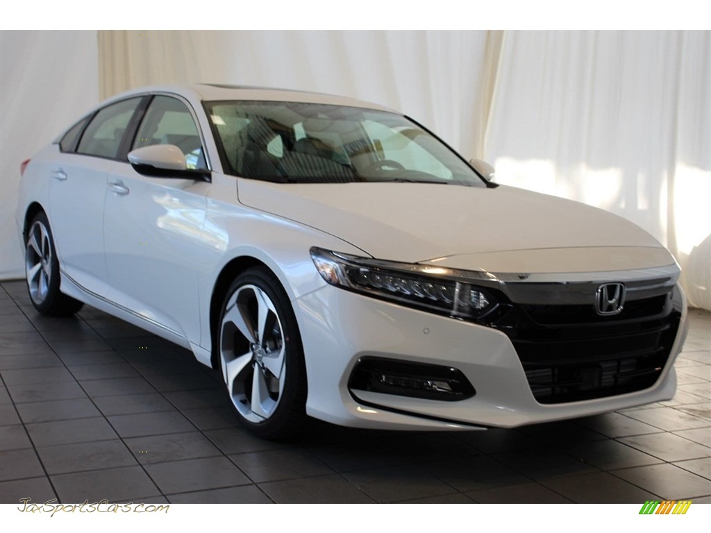 2018 Accord Touring Sedan - White Orchid Pearl / Ivory photo #2