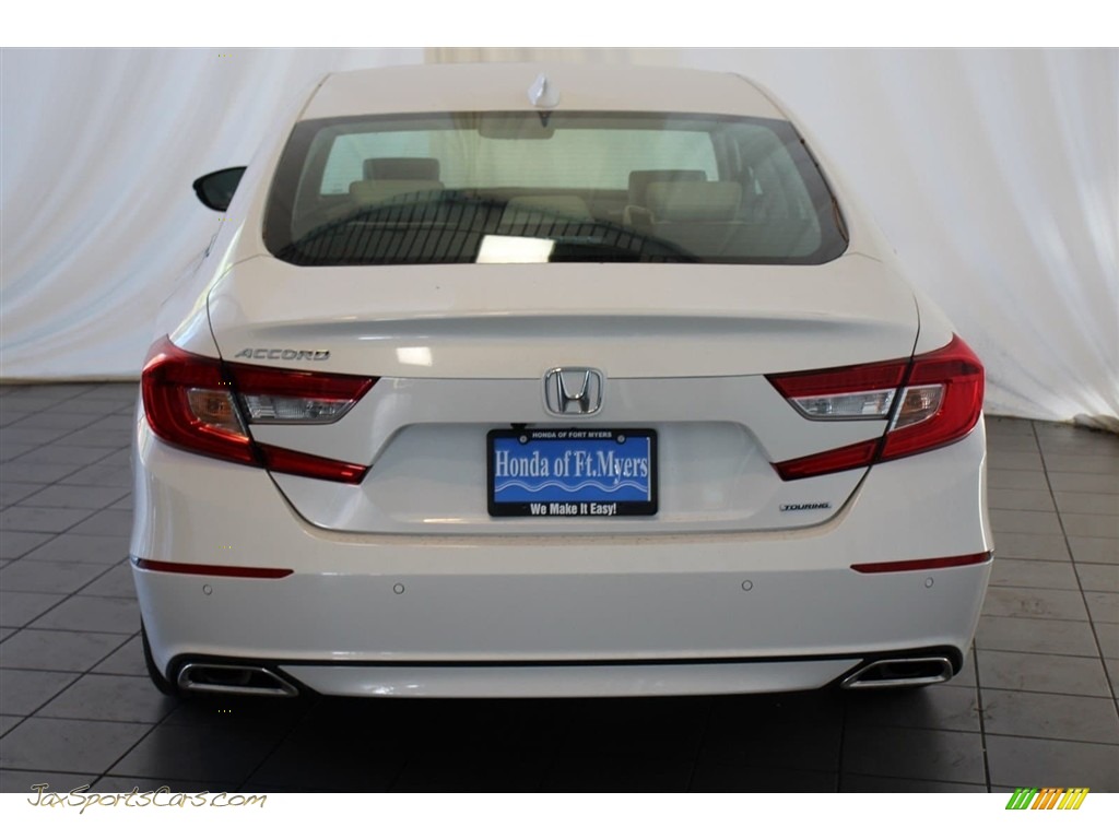 2018 Accord Touring Sedan - White Orchid Pearl / Ivory photo #7
