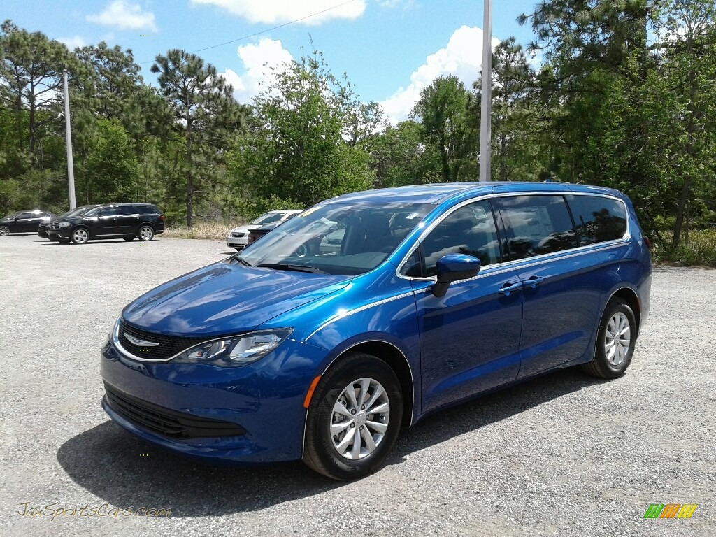 2018 Pacifica Touring L - Jazz Blue Pearl / Black/Alloy photo #1