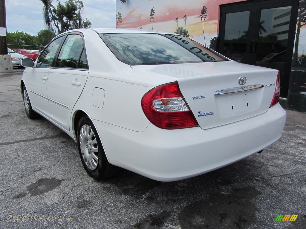 2003 Camry XLE - Super White / Taupe photo #6