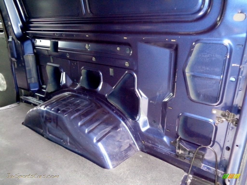 2006 E Series Van E250 Commercial - True Blue Metallic / Medium Flint Grey photo #35