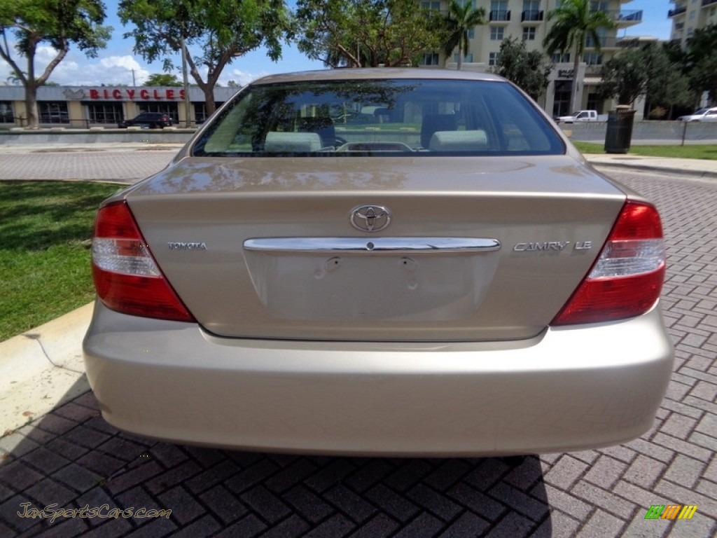 2003 Camry LE - Desert Sand Mica / Taupe photo #7