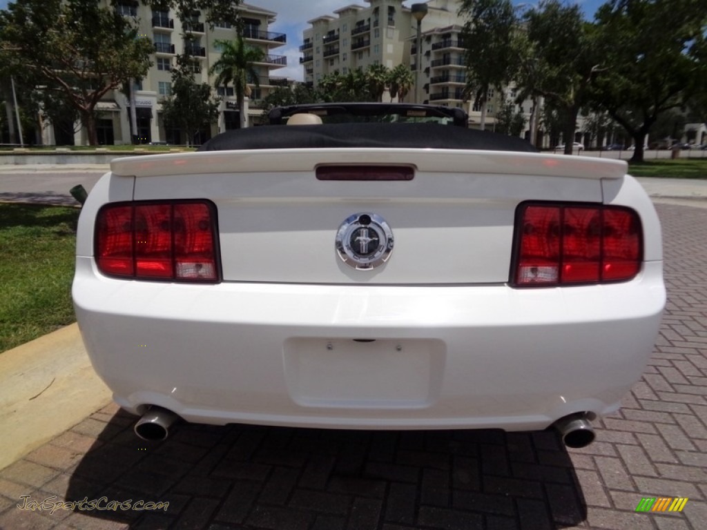 2007 Mustang V6 Premium Convertible - Performance White / Medium Parchment photo #15