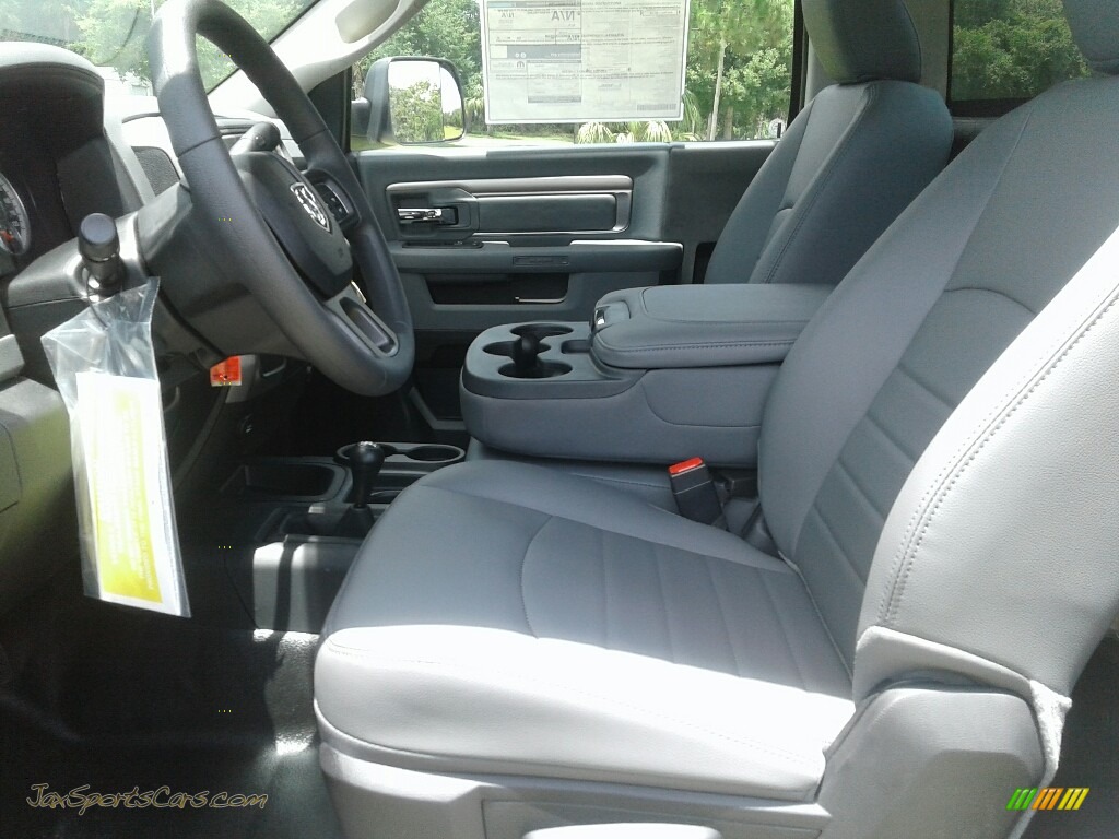 2018 3500 Tradesman Regular Cab 4x4 Chassis - Bright White / Black/Diesel Gray photo #9