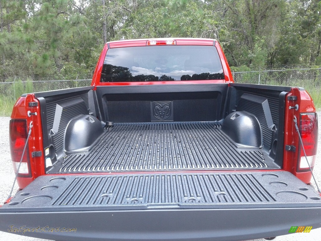 2018 1500 Express Quad Cab - Flame Red / Black/Diesel Gray photo #19
