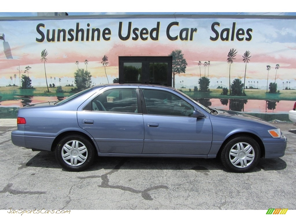 2000 Camry LE - Constellation Blue Pearl / Gray photo #2