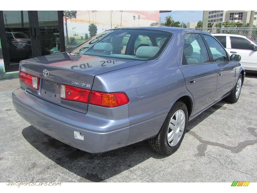 2000 Camry LE - Constellation Blue Pearl / Gray photo #8