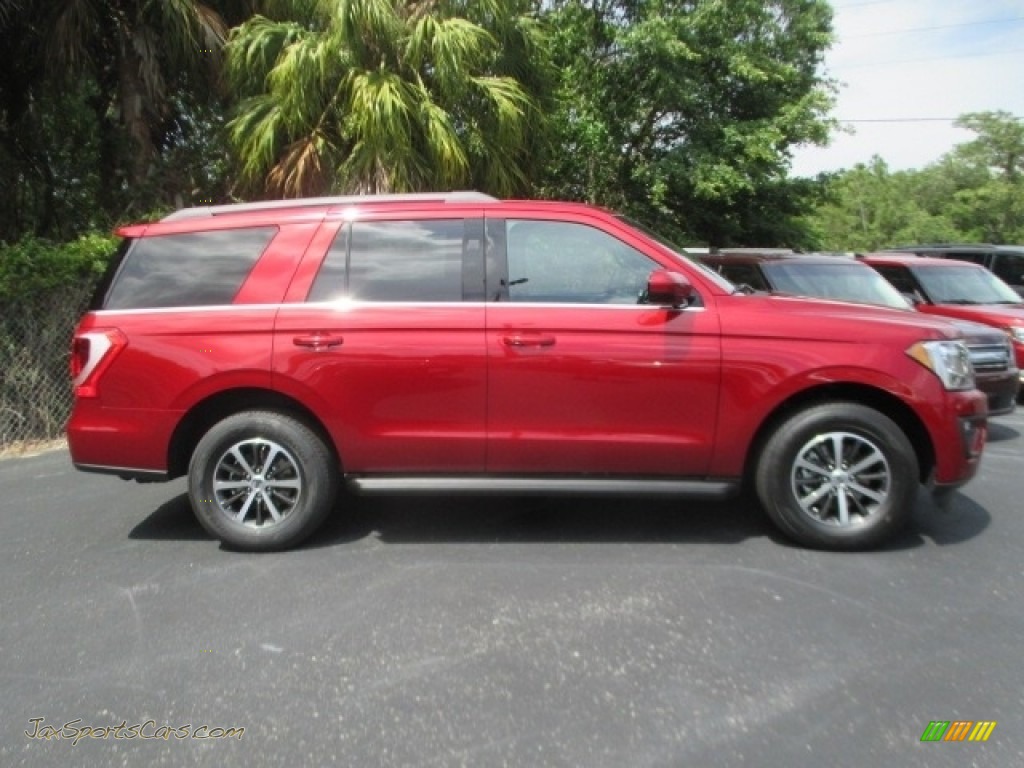 2018 Expedition XLT - Ruby Red / Ebony photo #3