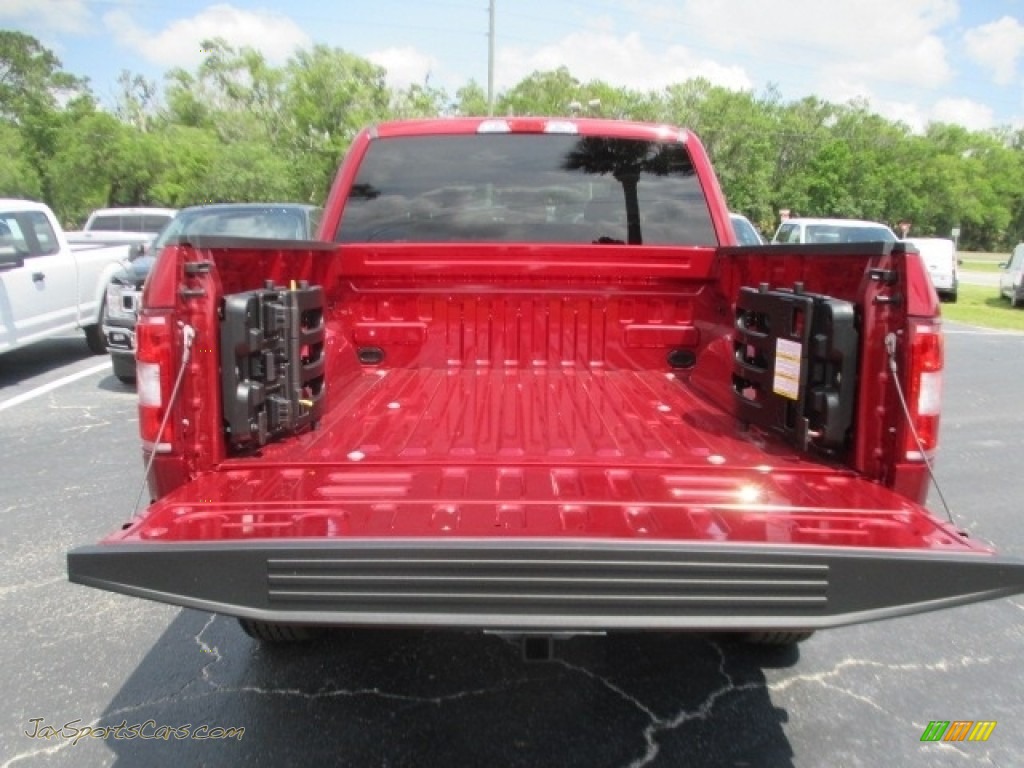 2018 F150 XLT SuperCrew 4x4 - Ruby Red / Earth Gray photo #11